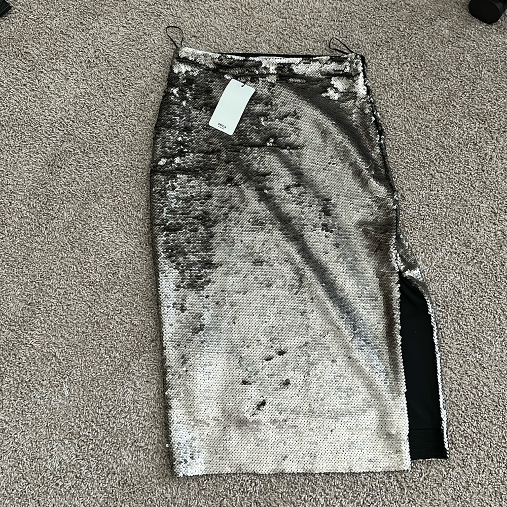 Mango Sequin Skirt - NWT - size 2